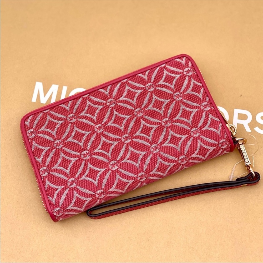 Michael Kors Jet Set Travel Multifunction Large Phone Wallet MK Light Berry - Picture 5 of 10